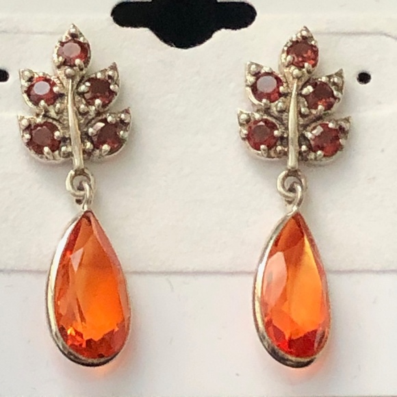Nicky Butler HONEY QUARTZ and GARNET Leaf Earrings - Picture 3 of 8